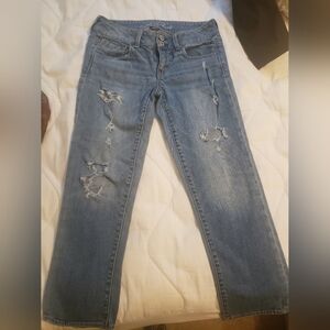 American Eagle artist cropped distressed jeans size 4